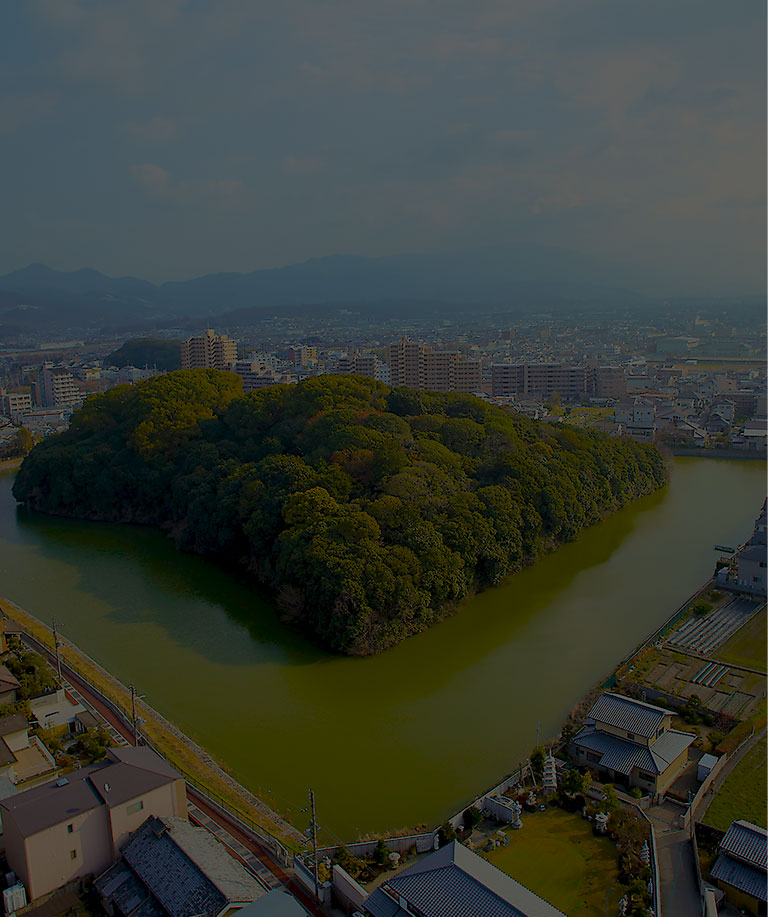 画像：羽曳野市 古墳の風景